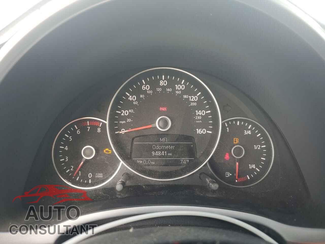 VOLKSWAGEN BEETLE 2012 - 3VWVA7AT2CM660169