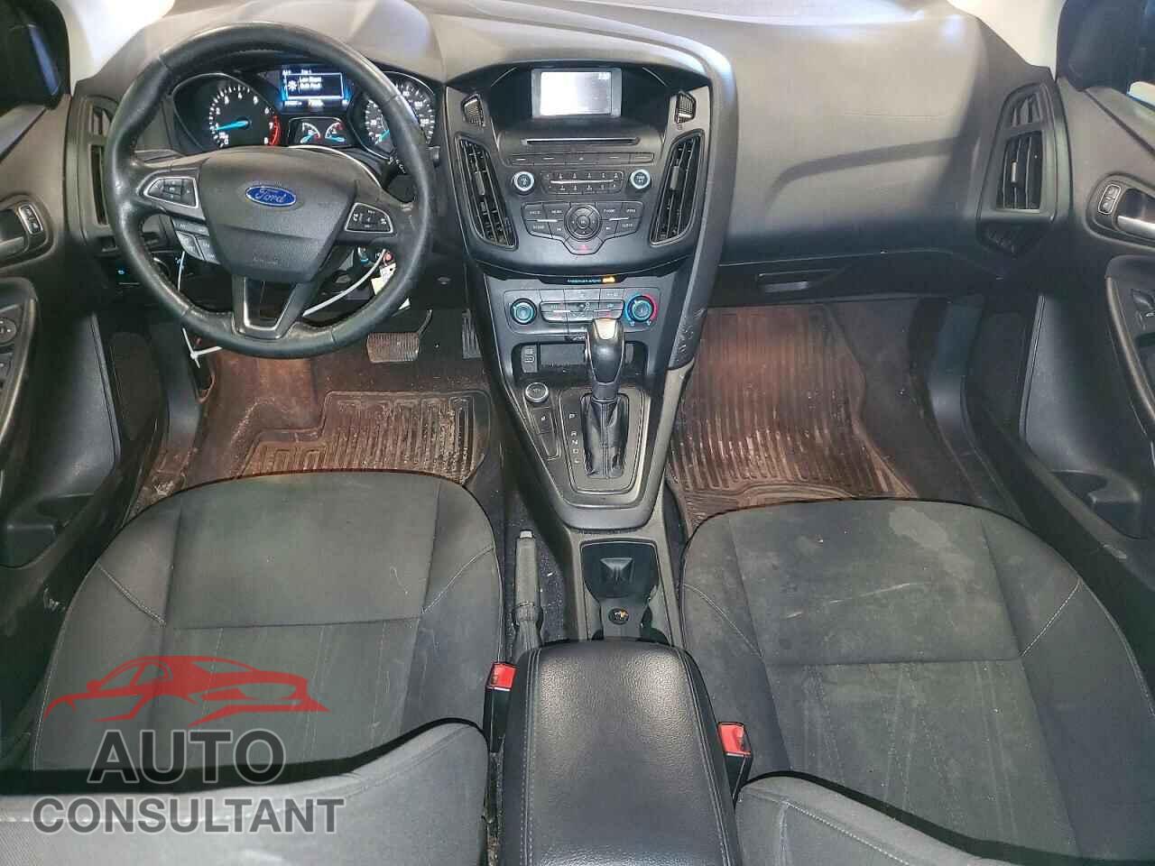 FORD FOCUS 2016 - 1FADP3F21GL209978