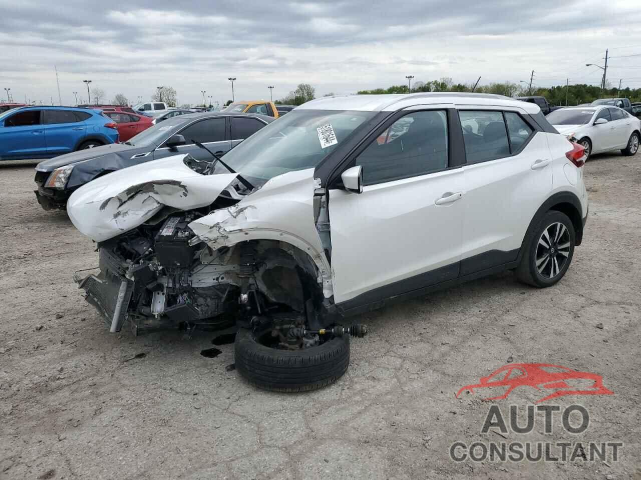 NISSAN KICKS 2018 - 3N1CP5CU7JL522720