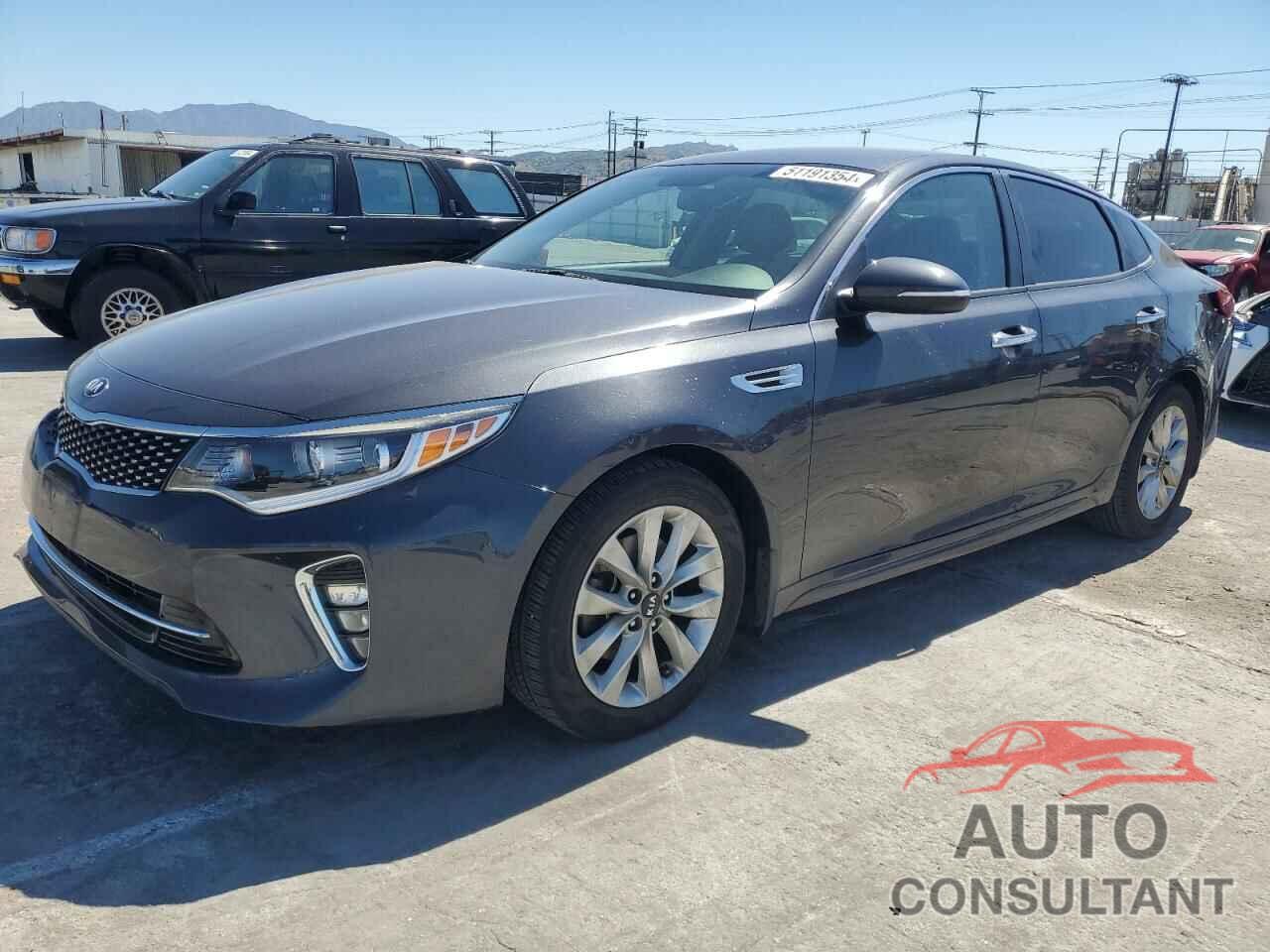 KIA OPTIMA 2018 - 5XXGT4L36JG241242