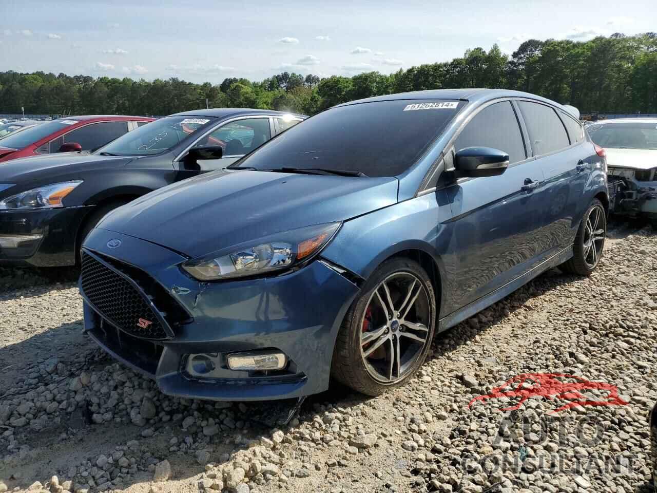 FORD FOCUS 2018 - 1FADP3L94JL210941