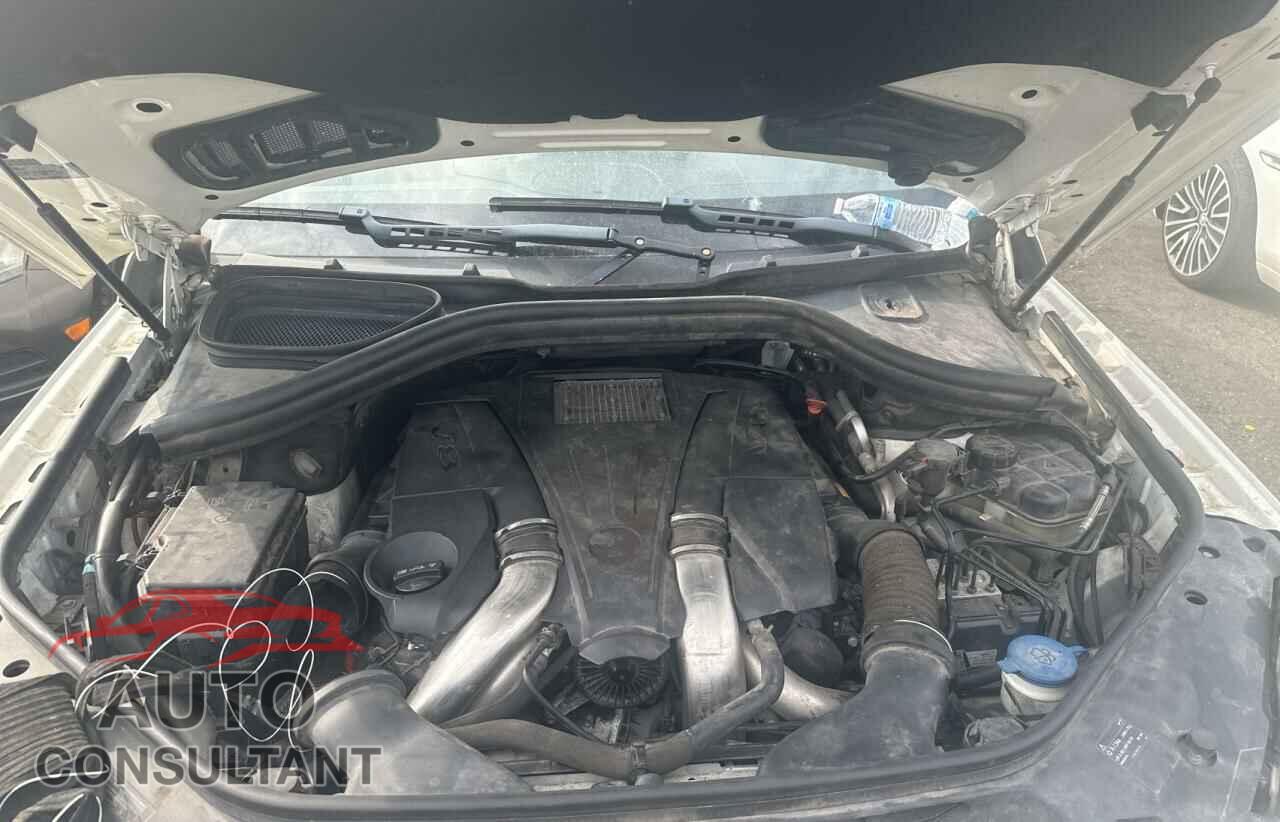 MERCEDES-BENZ GL-CLASS 2013 - 4JGDF7CE1DA185638
