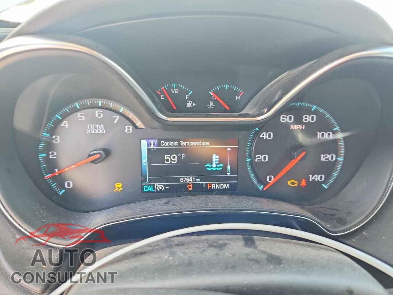 CHEVROLET IMPALA LT 2017 - 1G1105S39HU151277