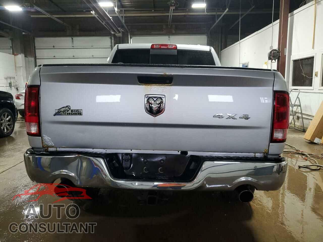 DODGE RAM 1500 2012 - 1C6RD7LT2CS310645