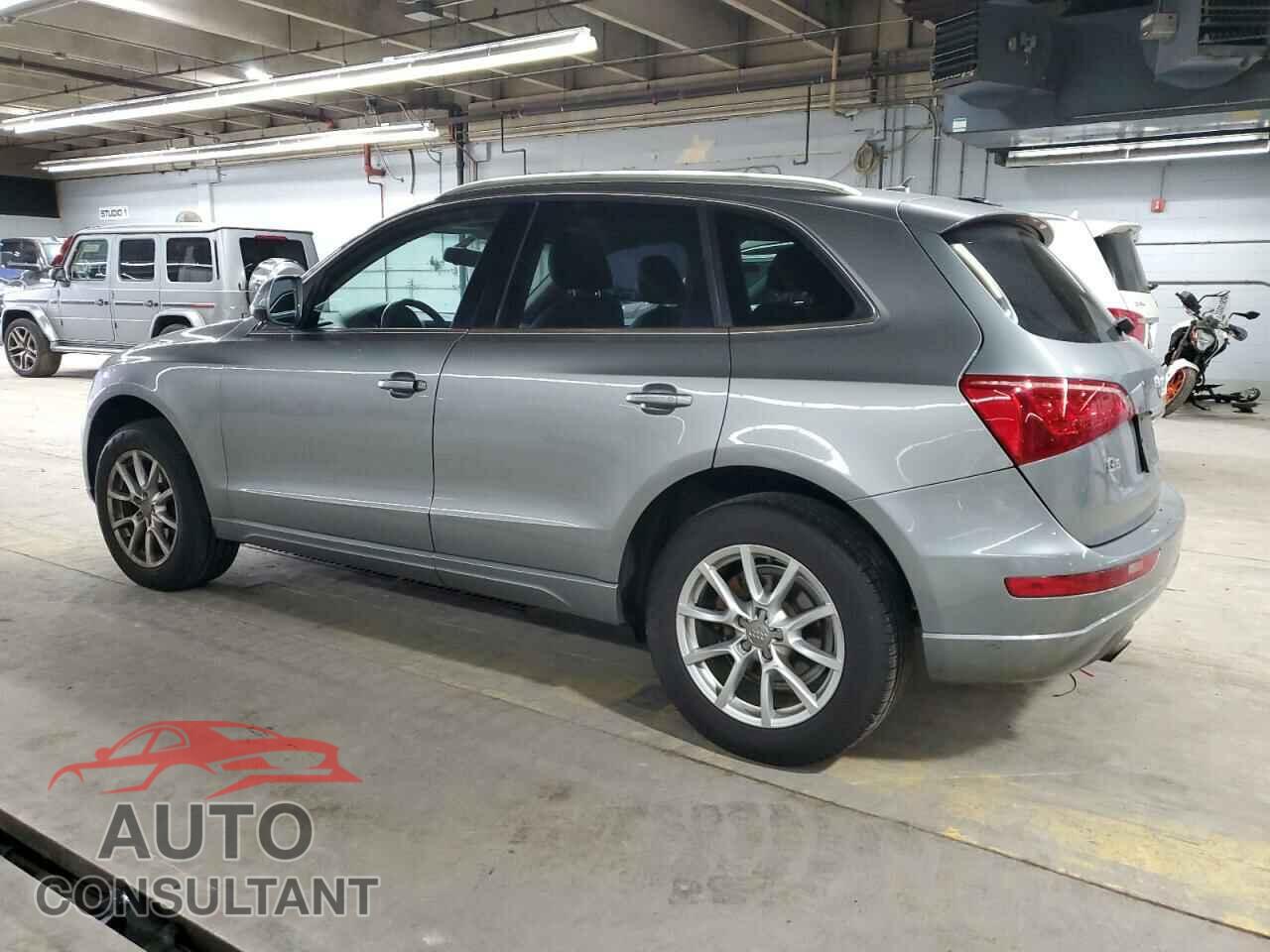 AUDI Q5 2011 - WA1CFAFP2BA010543