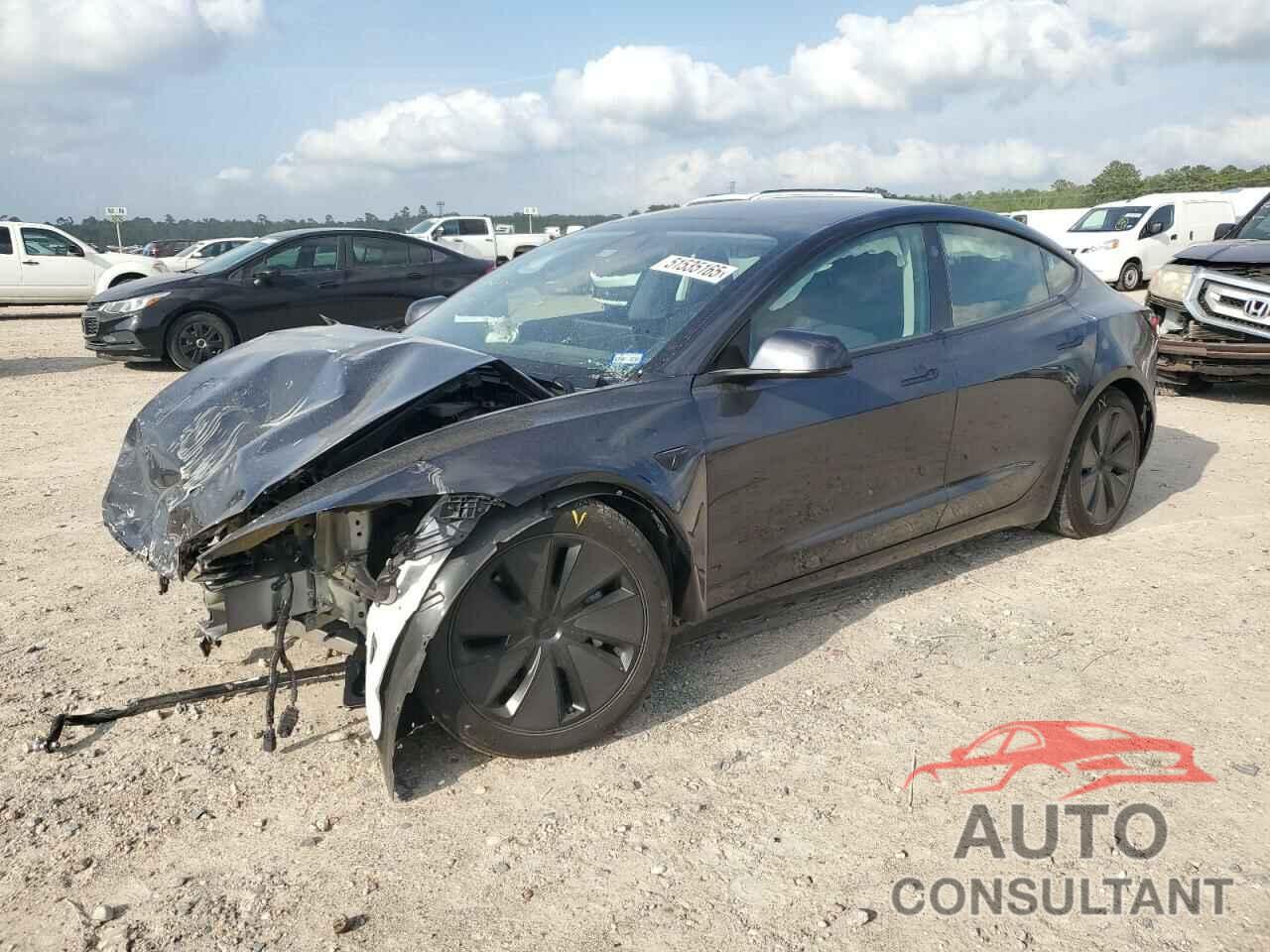 TESLA MODEL 3 2024 - 5YJ3E1EA5RF741345