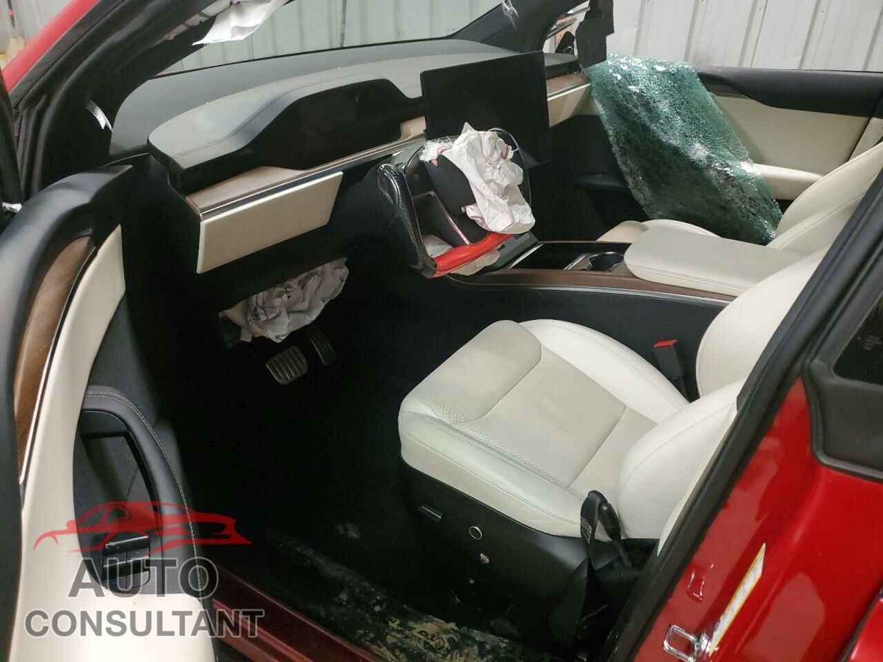 TESLA MODEL X 2022 - 7SAXCAE52NF345526