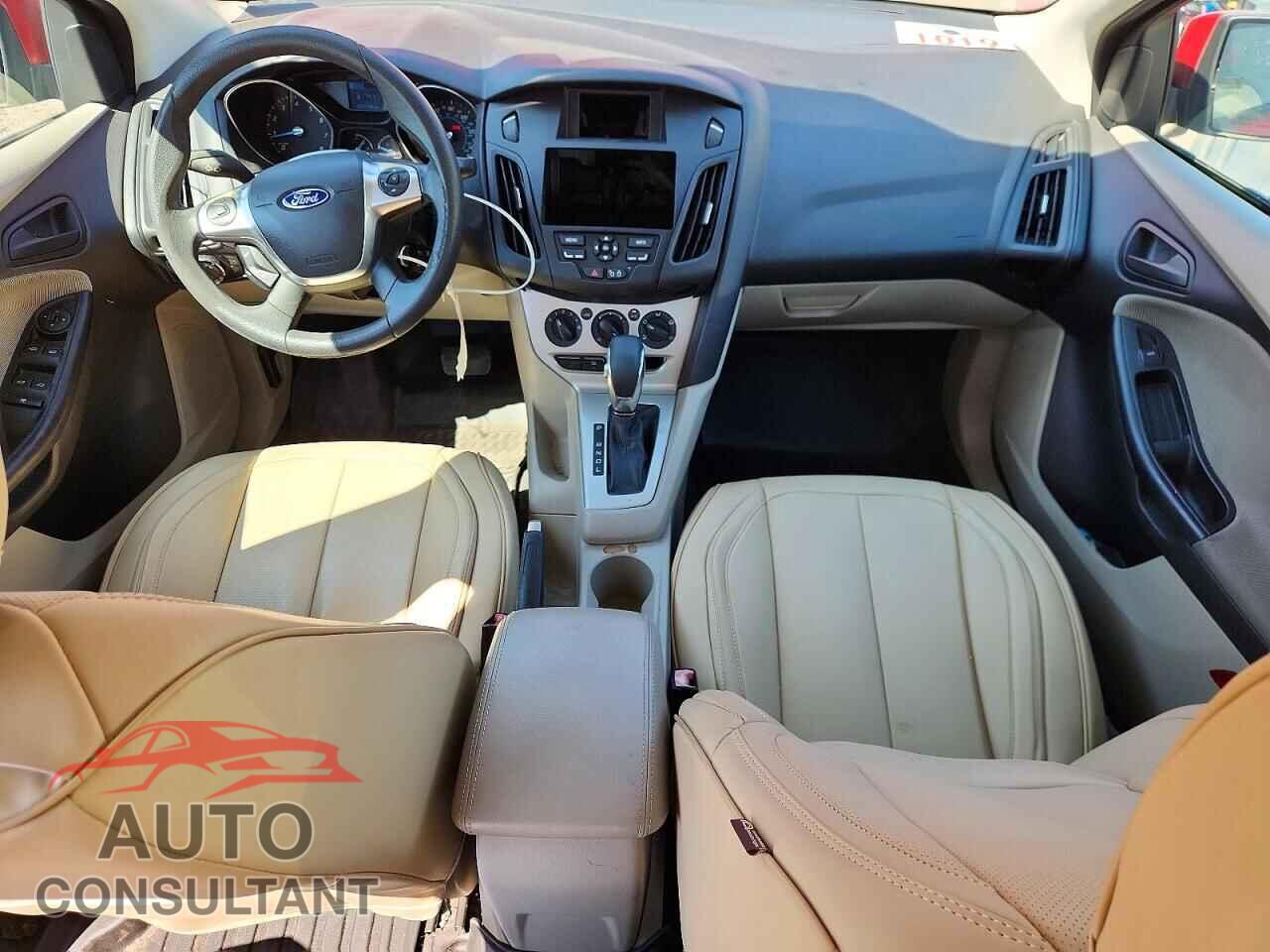 FORD FOCUS 2012 - 1FAHP3F28CL260020