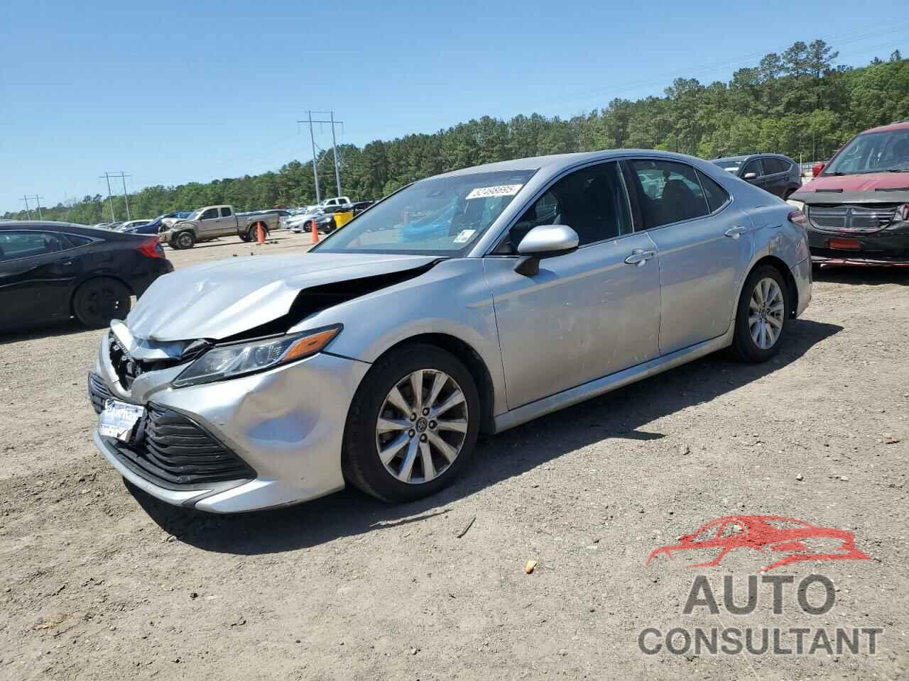 TOYOTA CAMRY 2018 - 4T1B11HK5JU073615