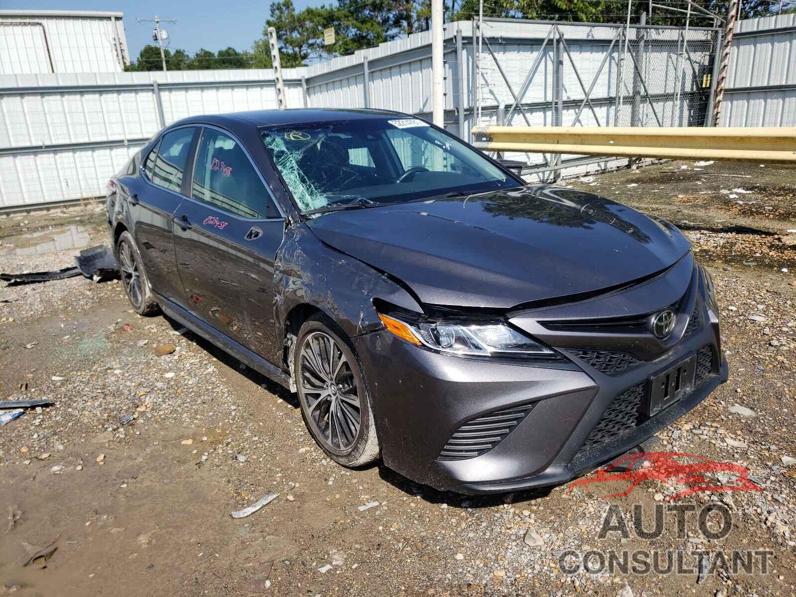 TOYOTA CAMRY 2020 - 4T1G11AK0LU326911