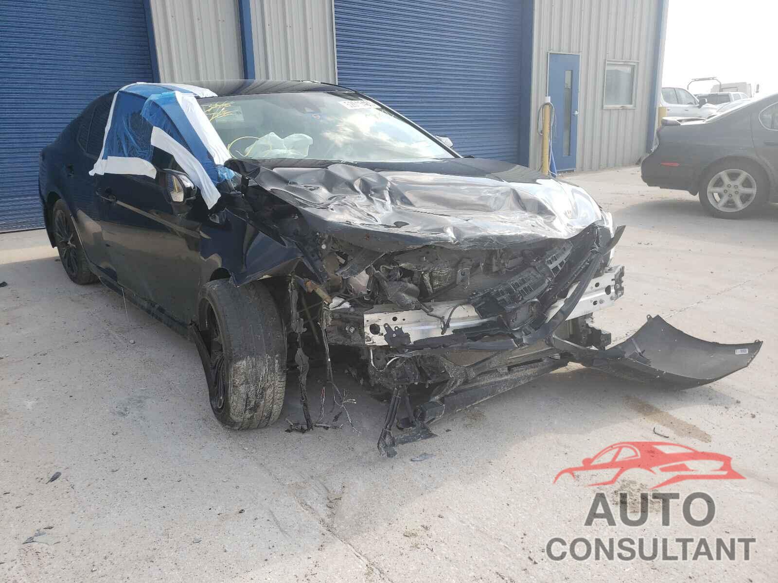 TOYOTA CAMRY 2019 - 4T1B11HK8KU270022