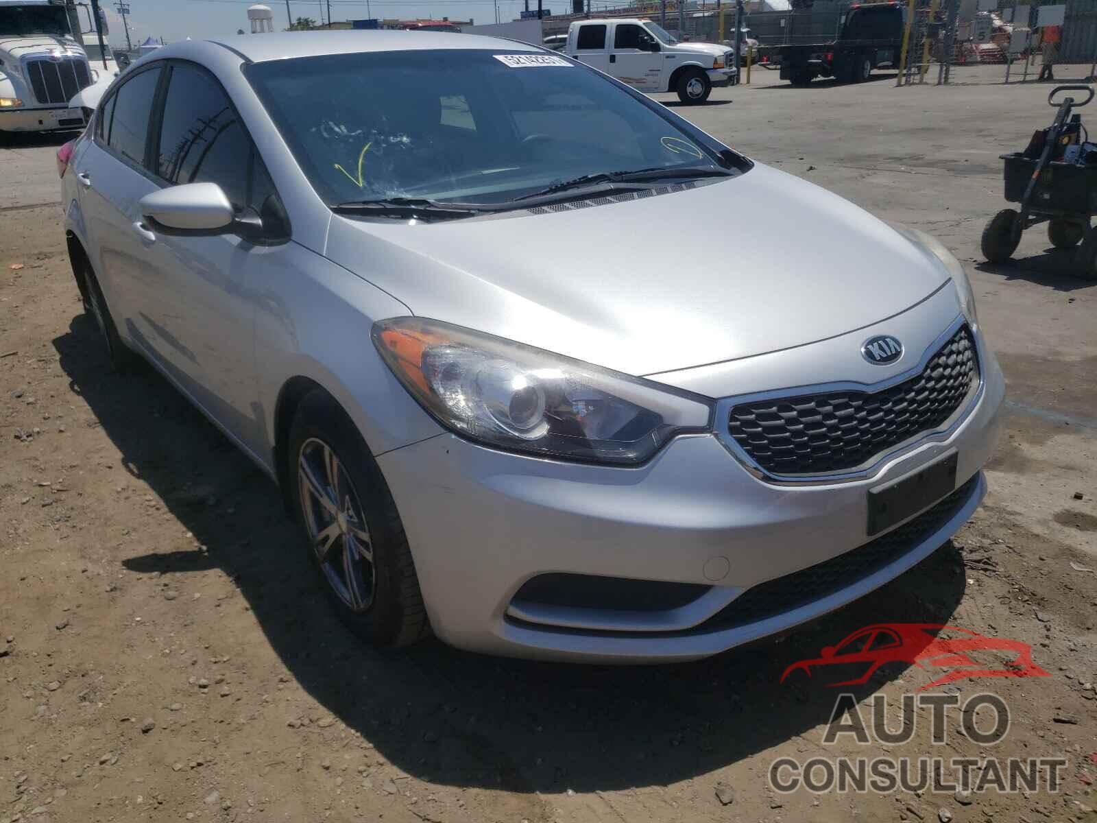 KIA FORTE 2016 - KNAFK4A65G5588261