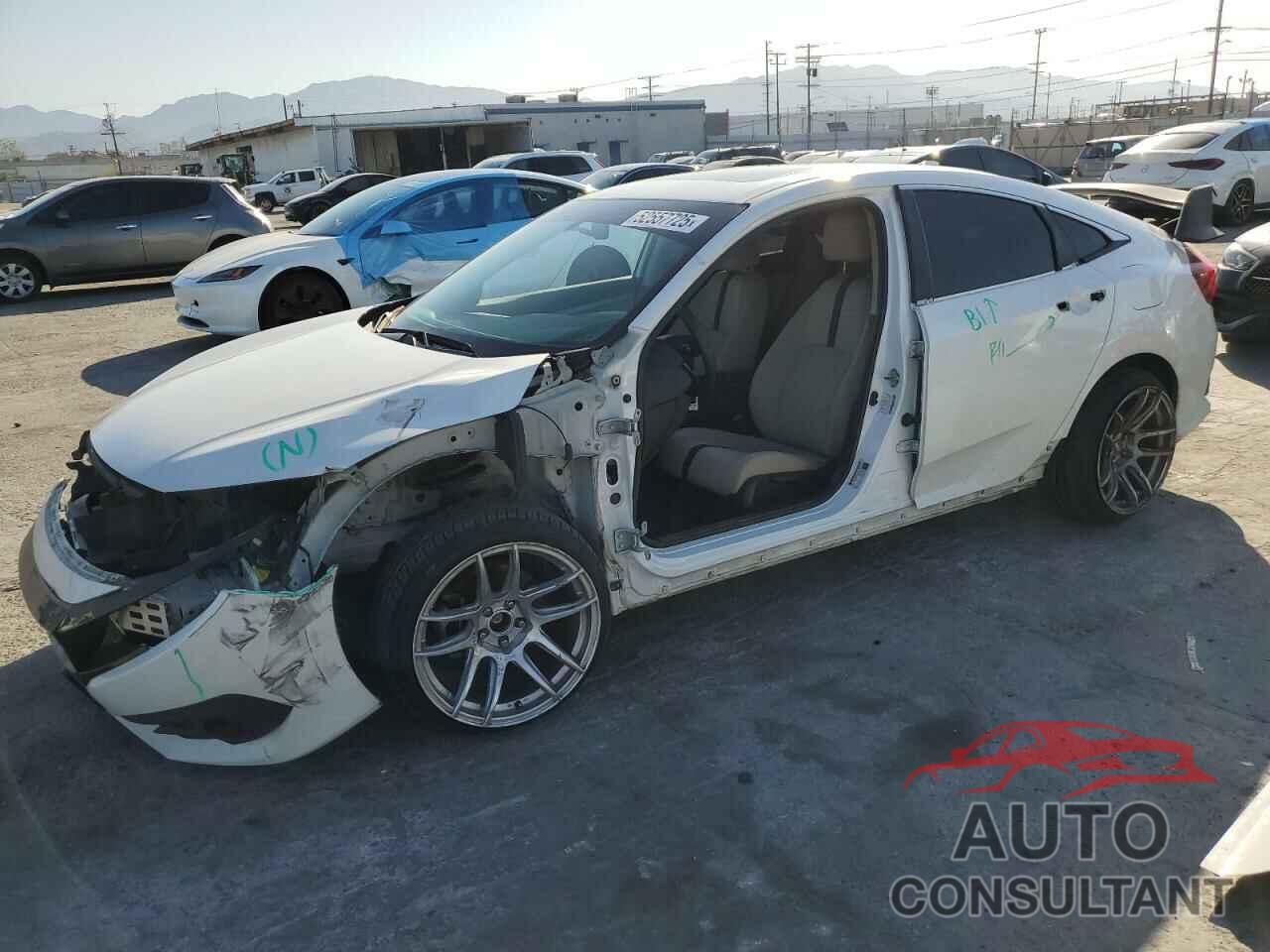 HONDA CIVIC 2018 - 2HGFC2F78JH507762