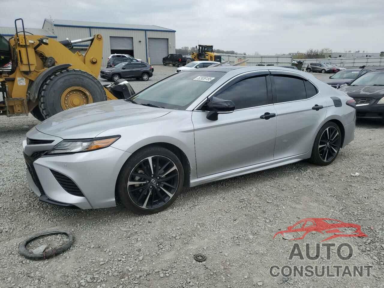 TOYOTA CAMRY 2018 - 4T1B61HK4JU030854