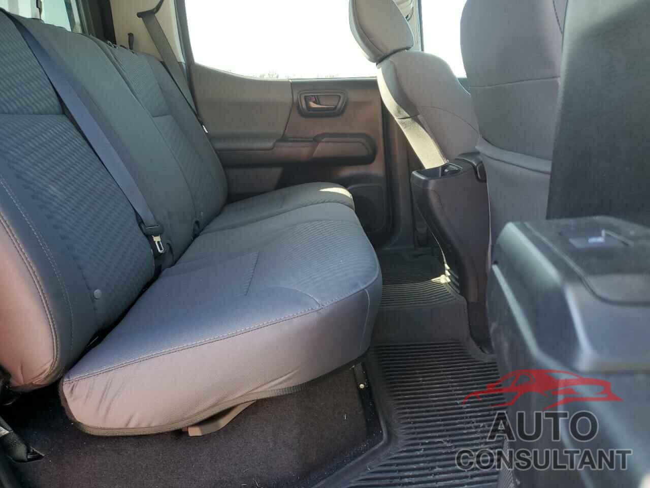 TOYOTA TACOMA 2022 - 3TMCZ5AN8NM457511