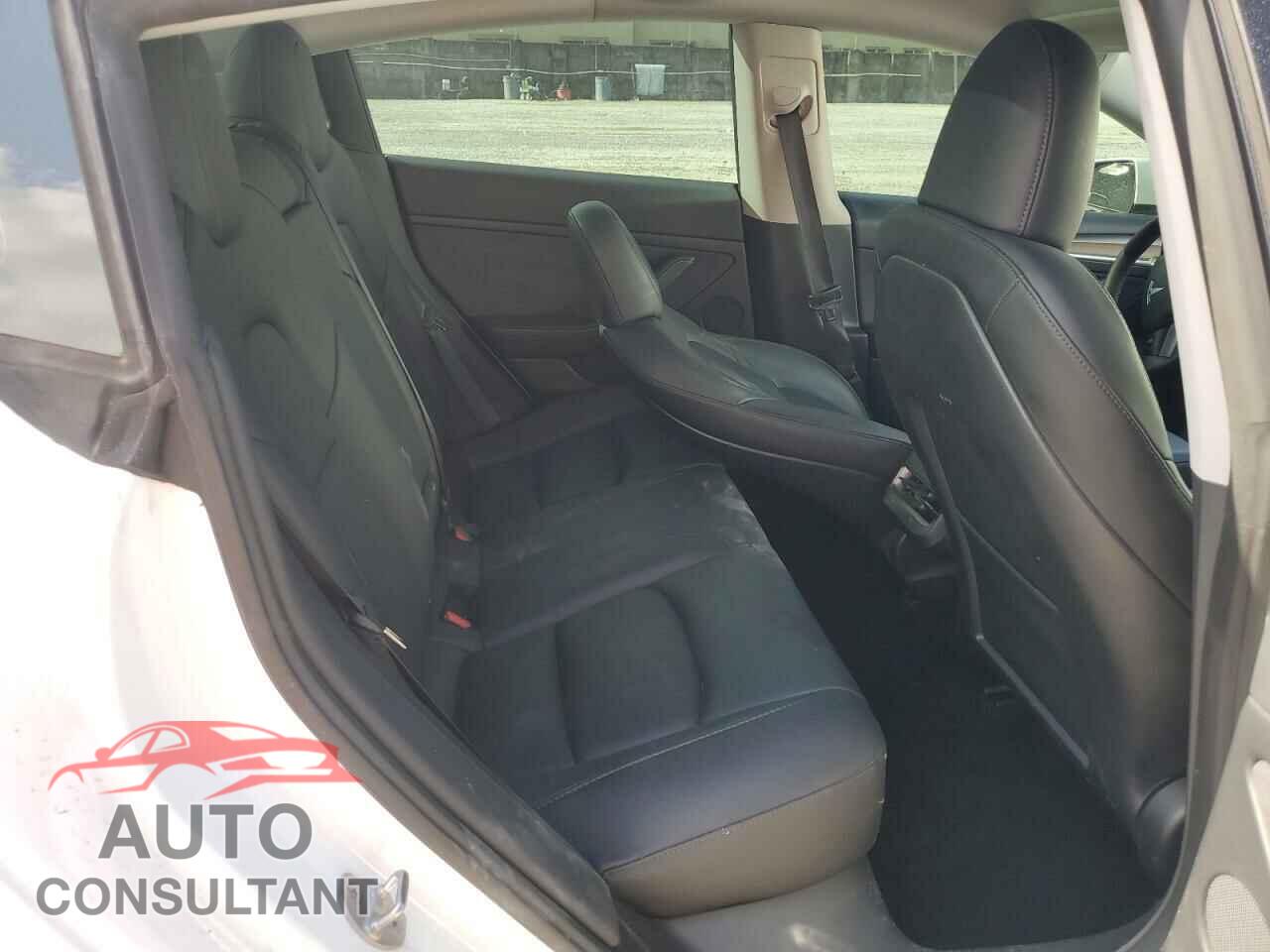 TESLA MODEL 3 2023 - 5YJ3E1EA6PF510323