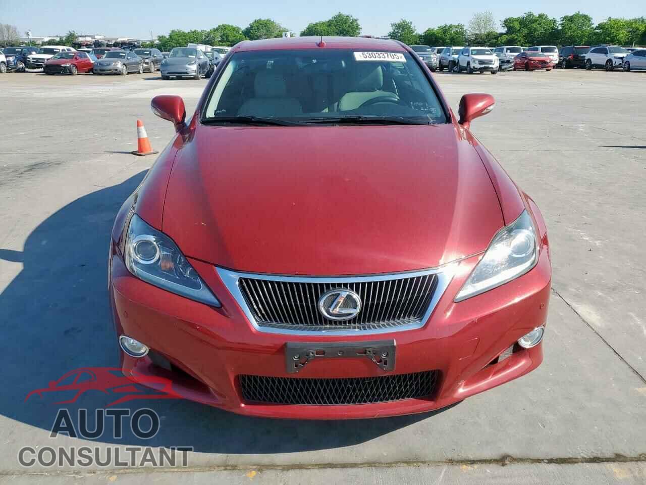 LEXUS IS 2011 - JTHFF2C27B2515827