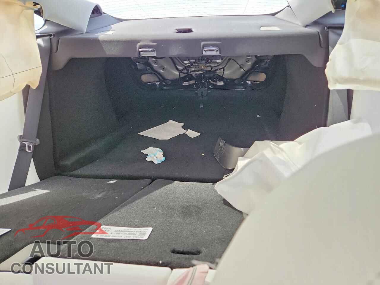 TESLA MODEL 3 2025 - 5YJ3E1EA7SF031188
