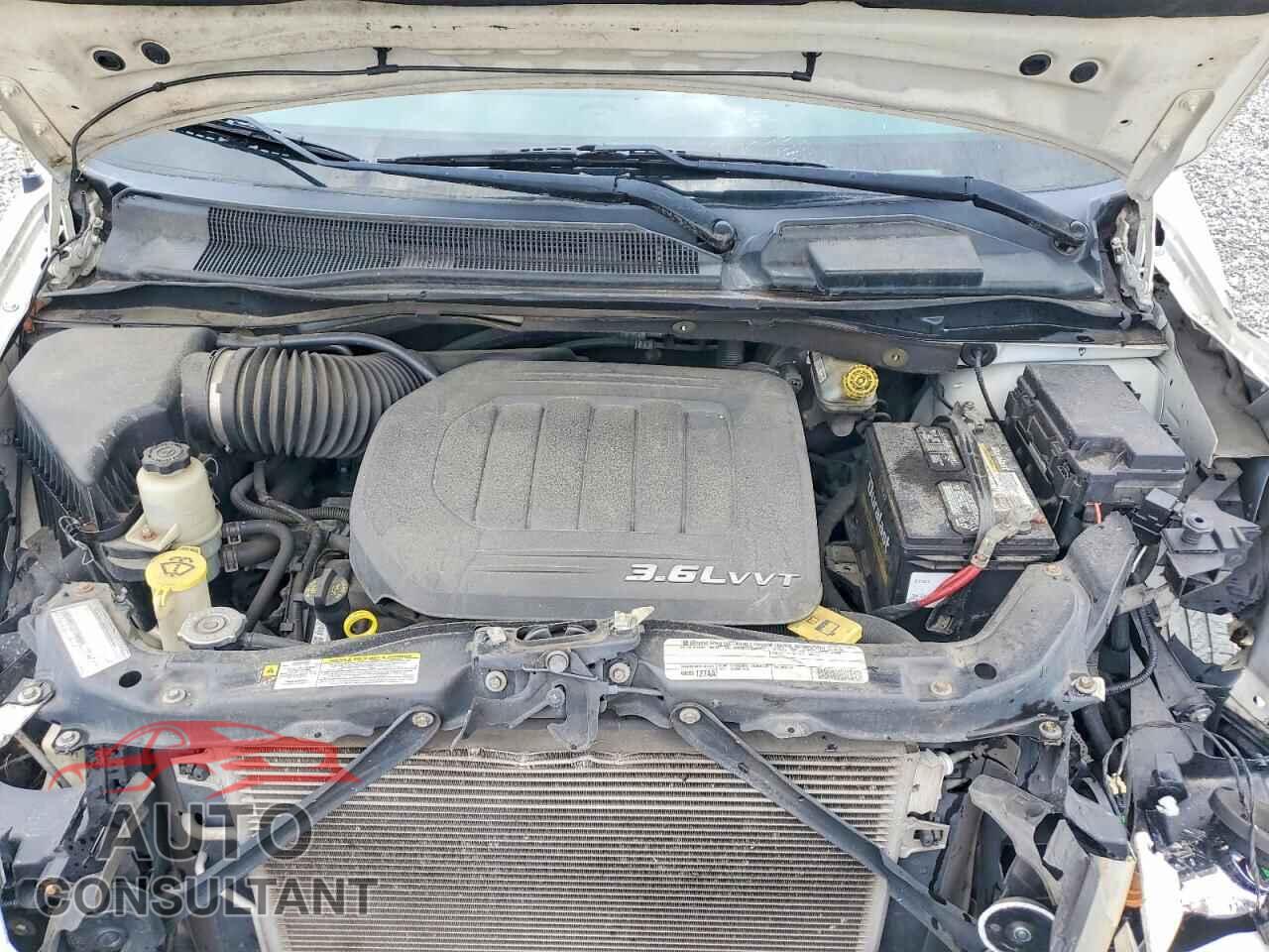 DODGE CARAVAN 2011 - 2D4RN3DG0BR711551