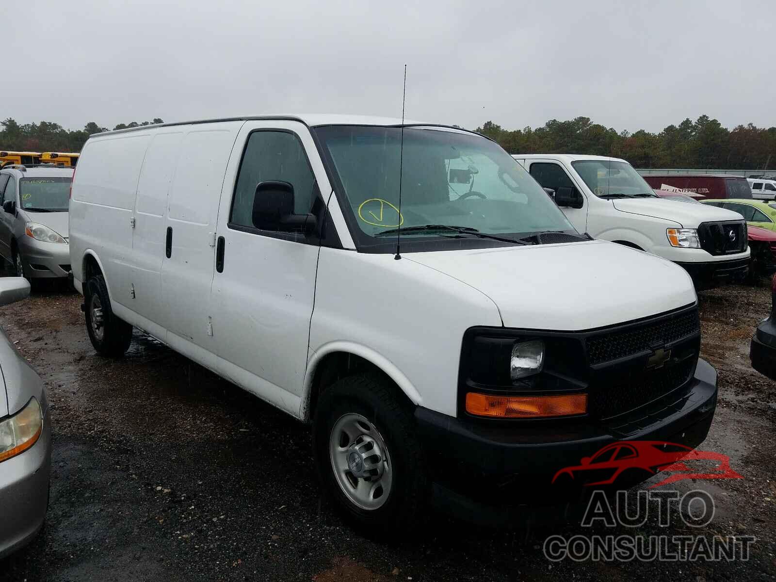 CHEVROLET EXPRESS 2017 - 1GCWGBFF8H1106828