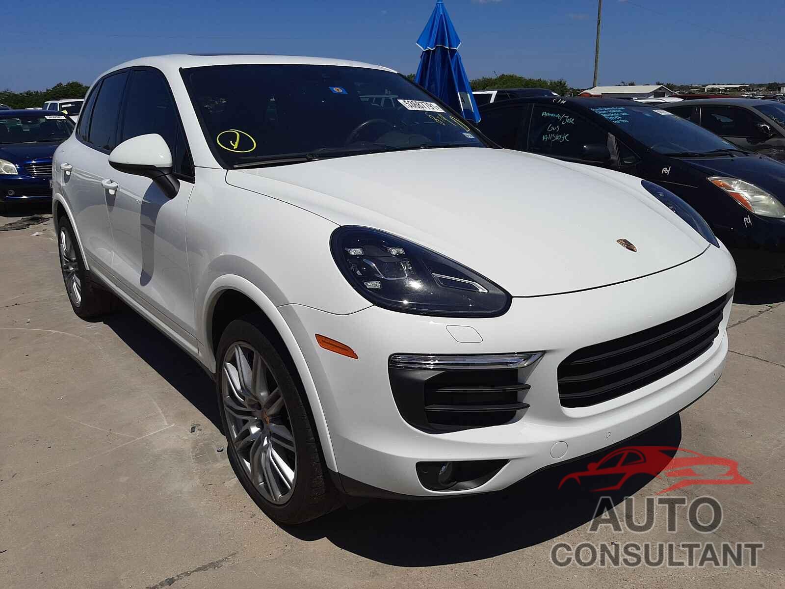 PORSCHE CAYENNE 2017 - WP1AA2A22HKA87993