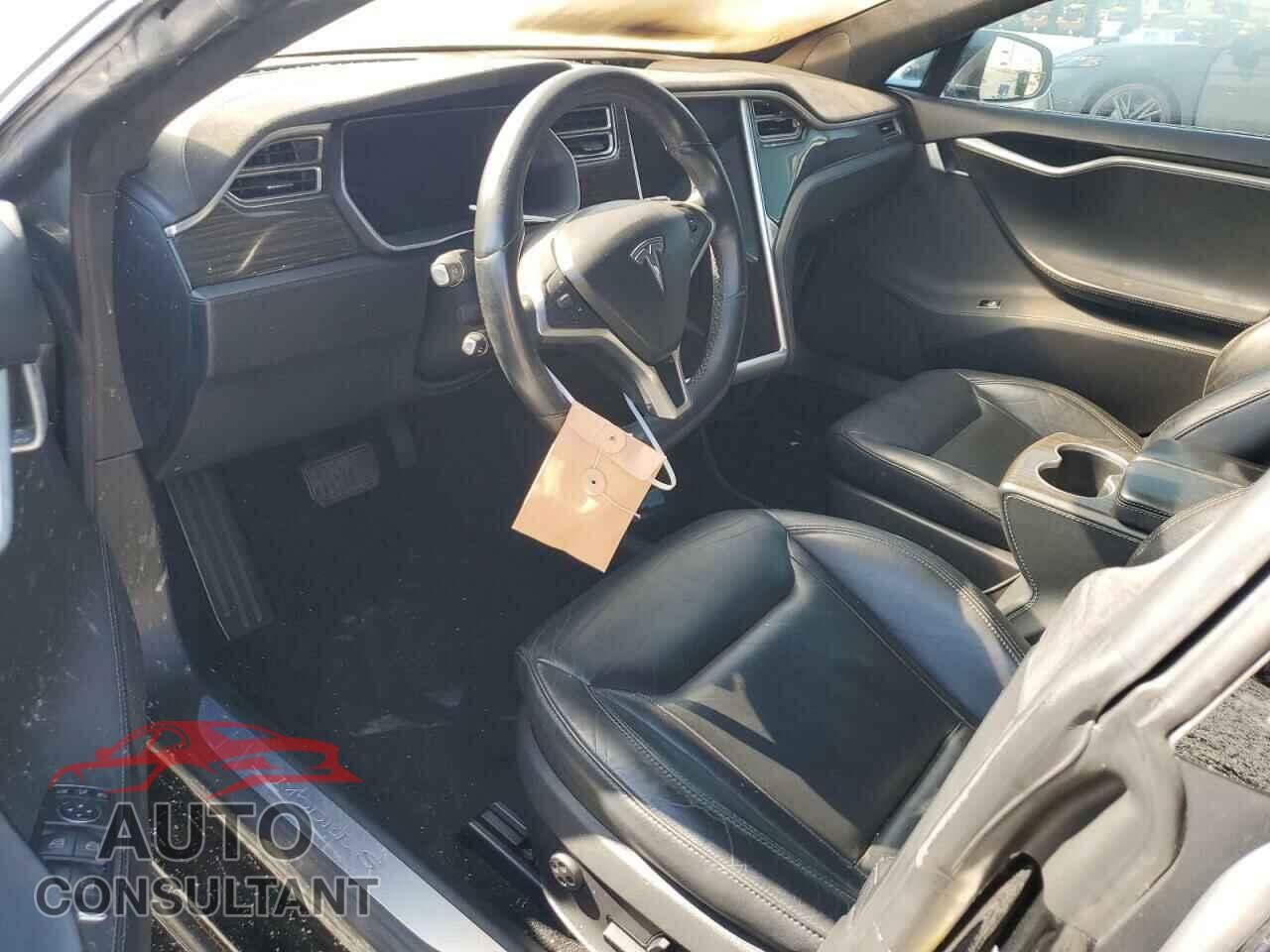 TESLA MODEL S 2015 - 5YJSA1E25FF108839