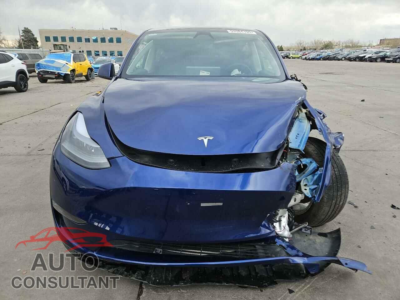 TESLA MODEL Y 2023 - 7SAYGDEE4PF890429