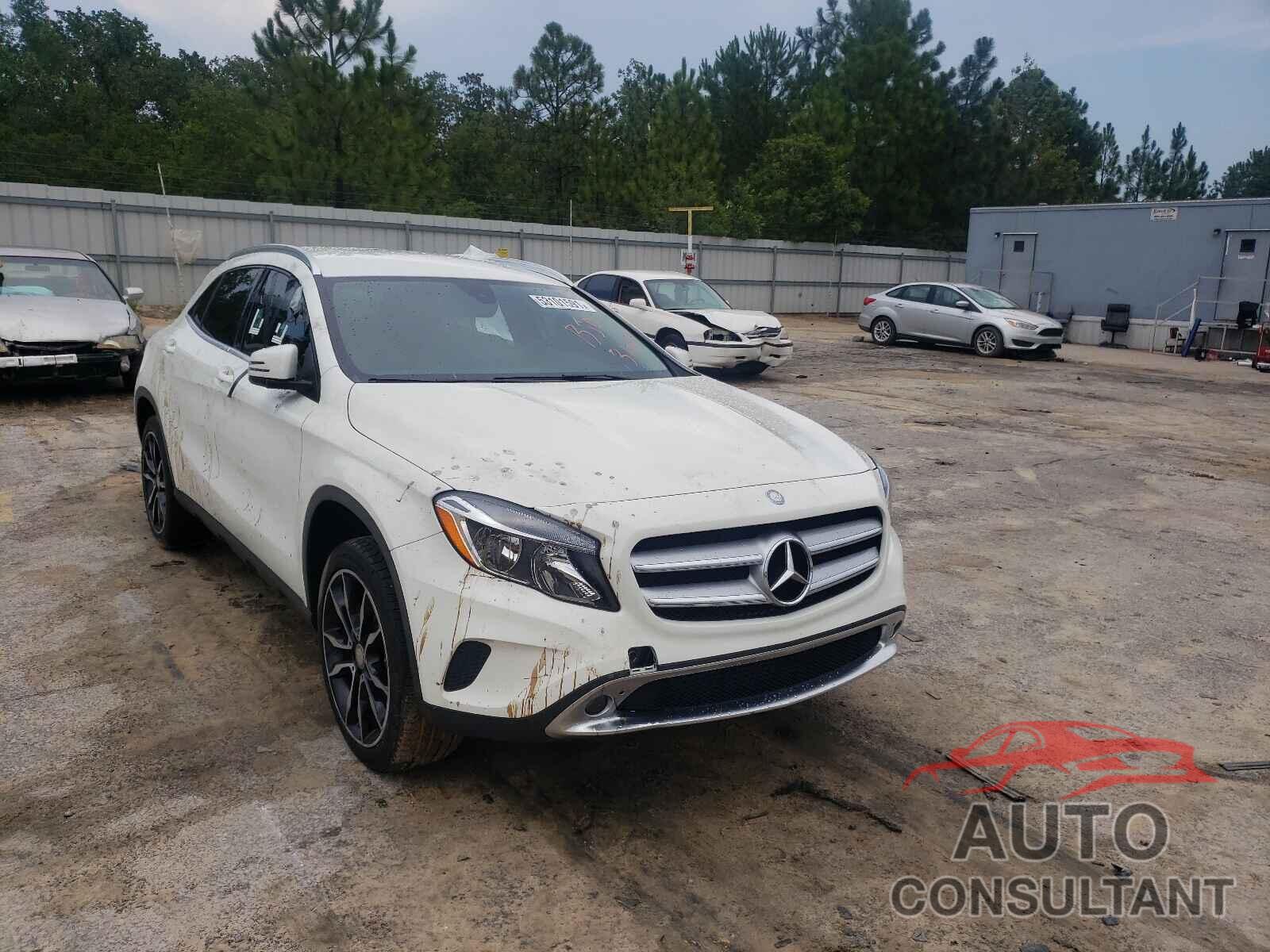 MERCEDES-BENZ GLA-CLASS 2017 - WDCTG4EB1HJ301418