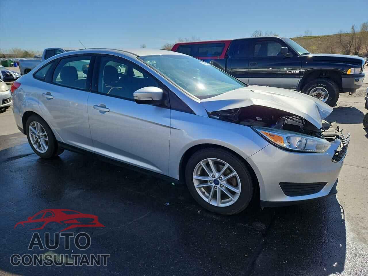 FORD FOCUS 2017 - 1FADP3F2XHL277097