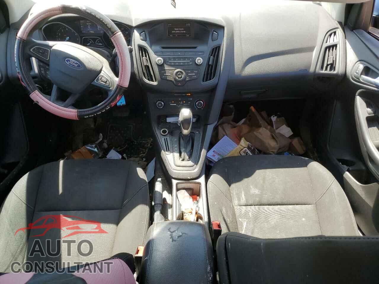 FORD FOCUS 2015 - 1FADP3K28FL356433