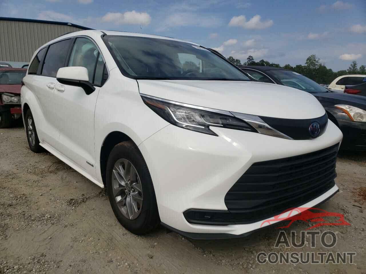 TOYOTA SIENNA 2021 - 5TDBSKFCXMS020209