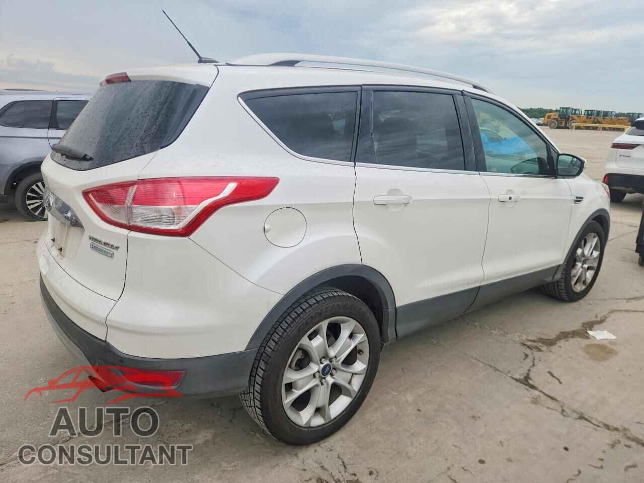 FORD ESCAPE 2015 - 1FMCU0J94FUB60829