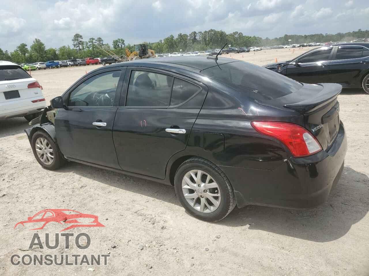 NISSAN VERSA 2017 - 3N1CN7AP3HL868272