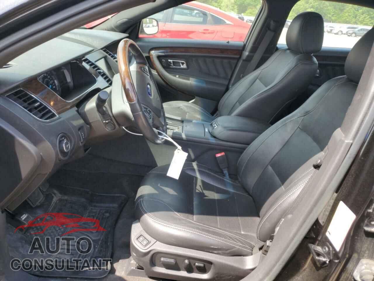 FORD TAURUS 2015 - 1FAHP2F82FG114594