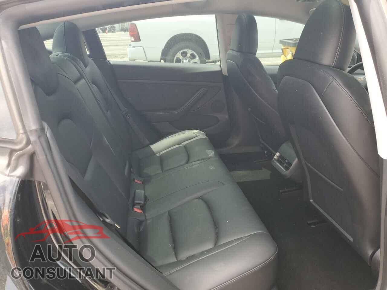 TESLA MODEL 3 2023 - 5YJ3E1EA9PF557930