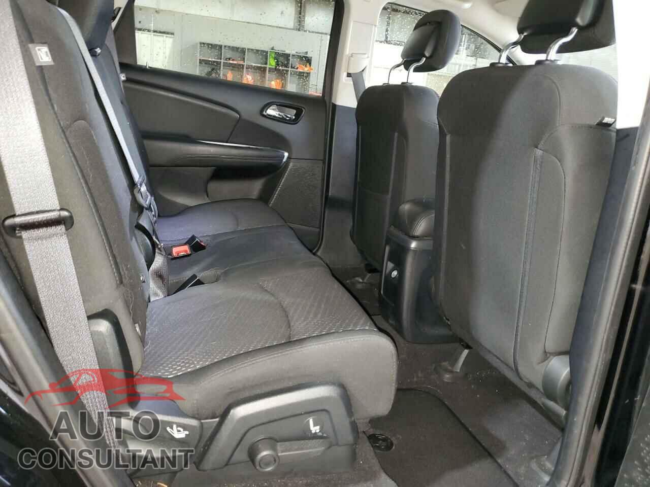 DODGE JOURNEY 2017 - 3C4PDCBB2HT527894