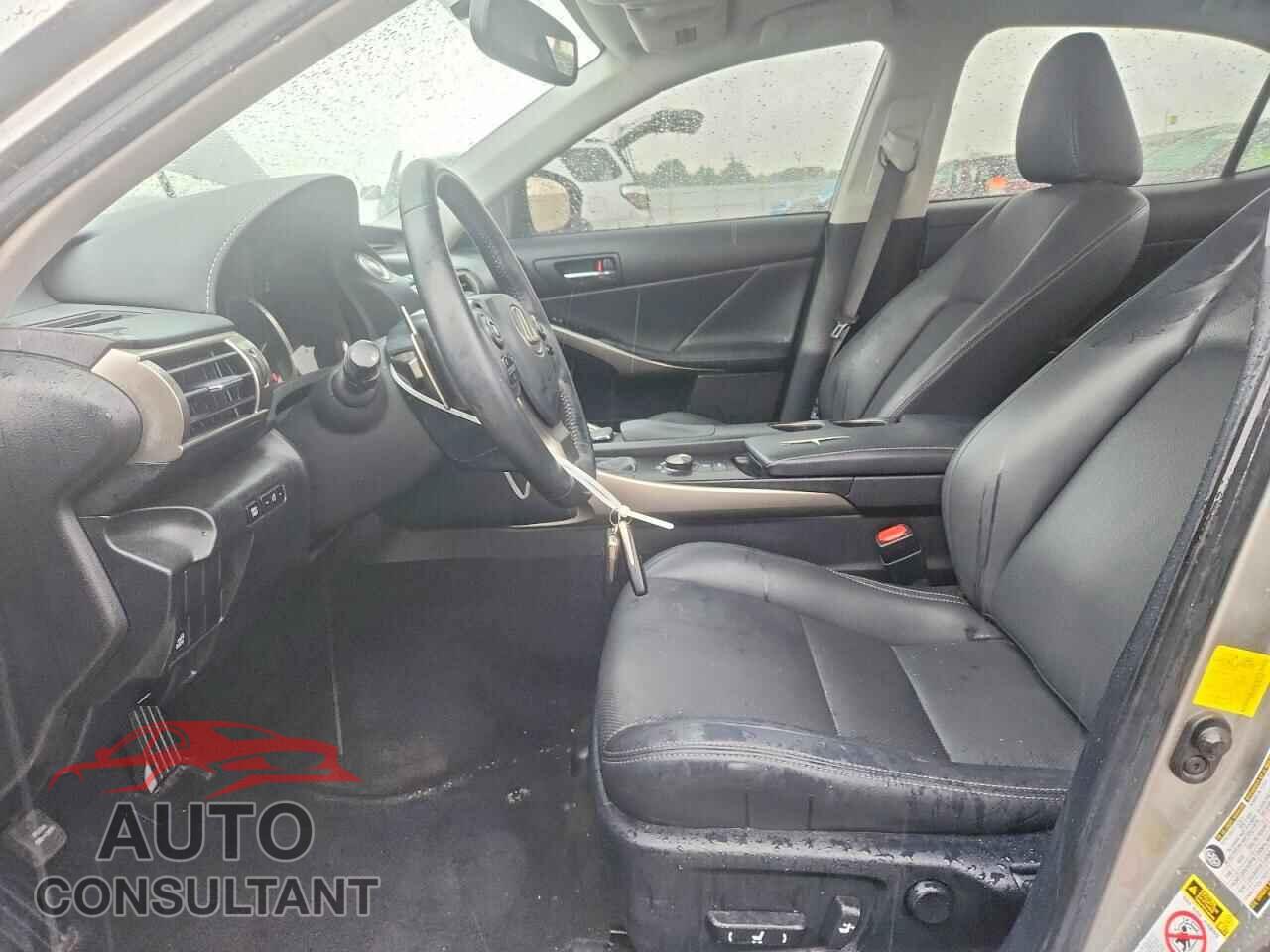 LEXUS IS 2015 - JTHCF1D20F5019199