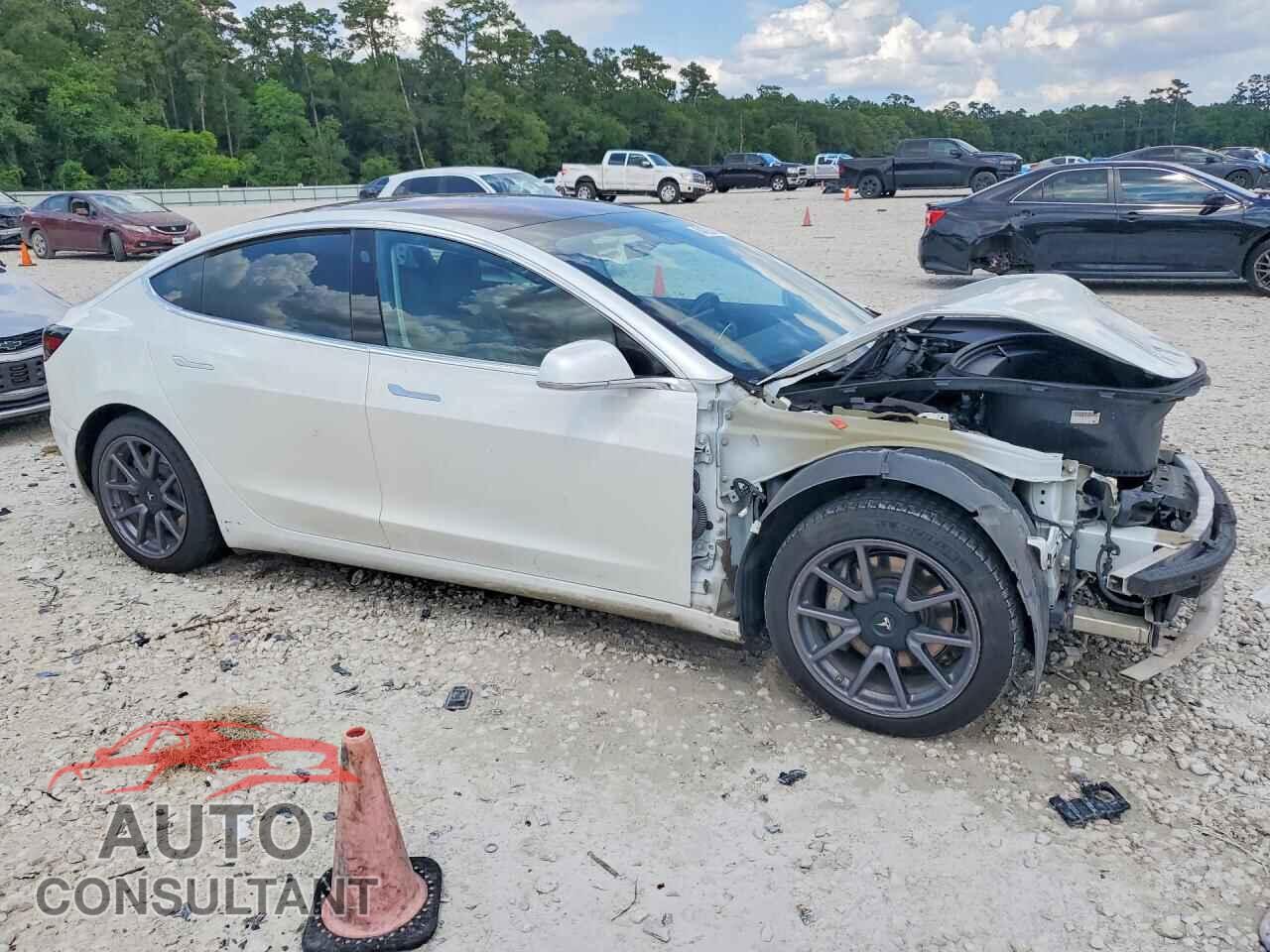 TESLA MODEL 3 2018 - 5YJ3E1EB6JF178948