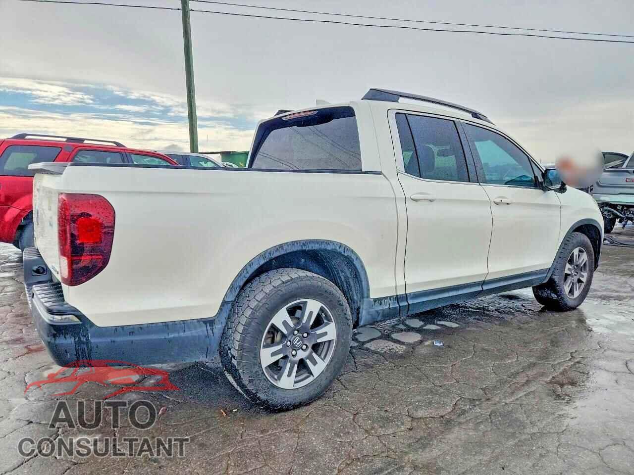 HONDA RIDGELINE 2017 - 5FPYK3F68HB015506