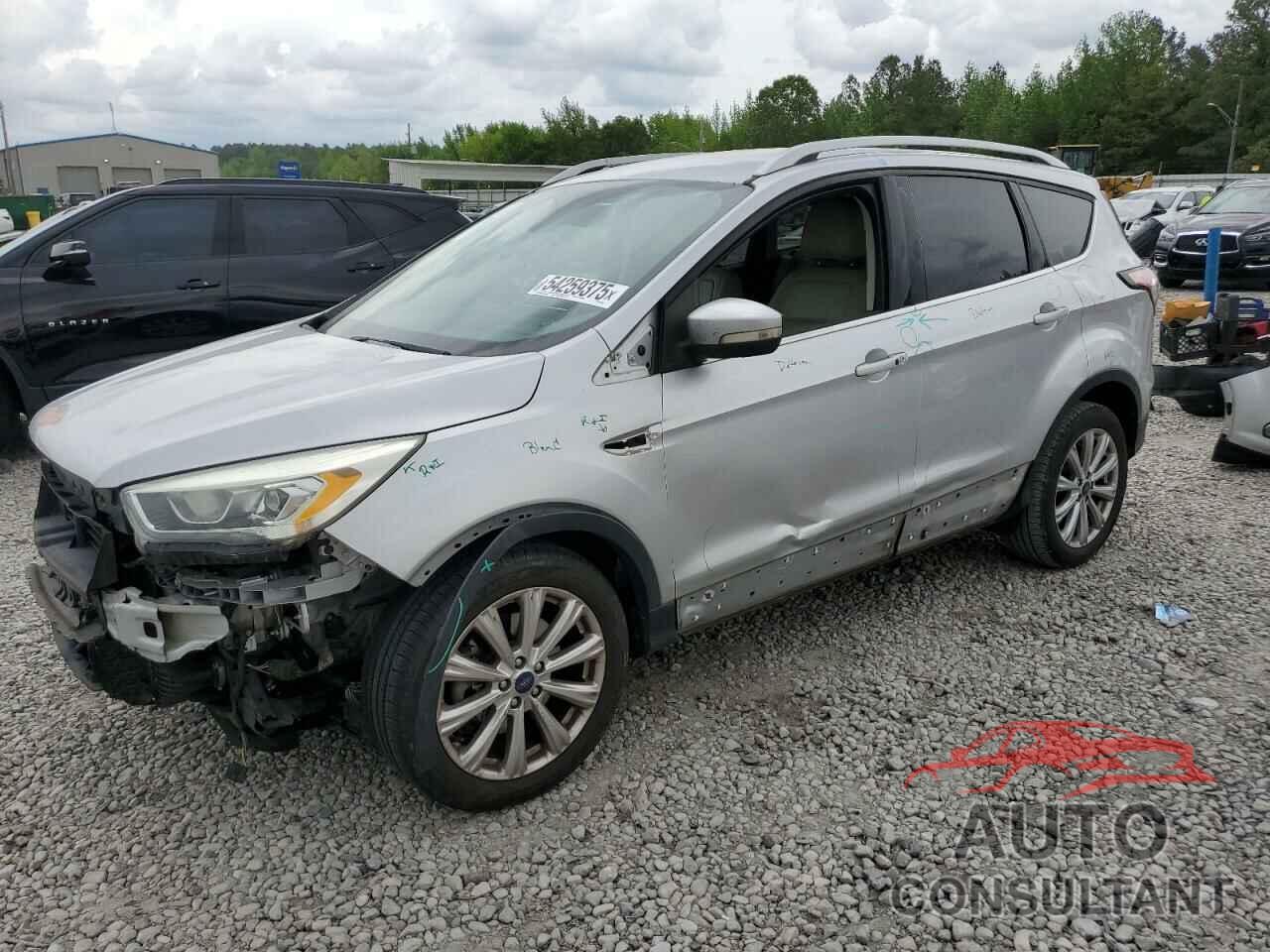 FORD ESCAPE 2017 - 1FMCU0J96HUC12822