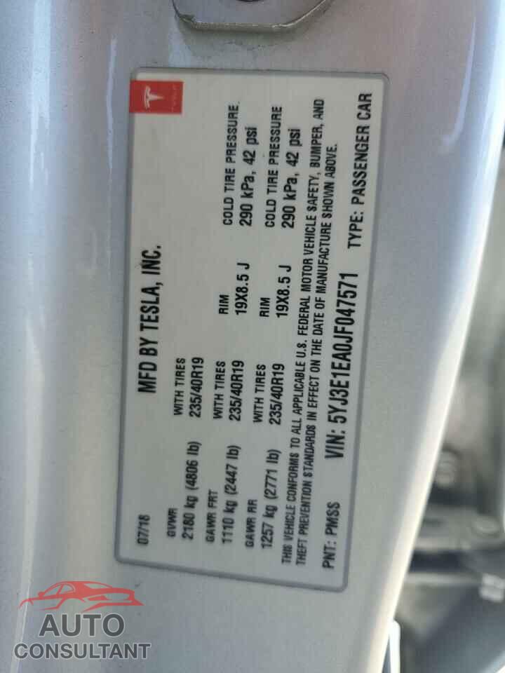 TESLA MODEL 3 2018 - 5YJ3E1EA0JF047571