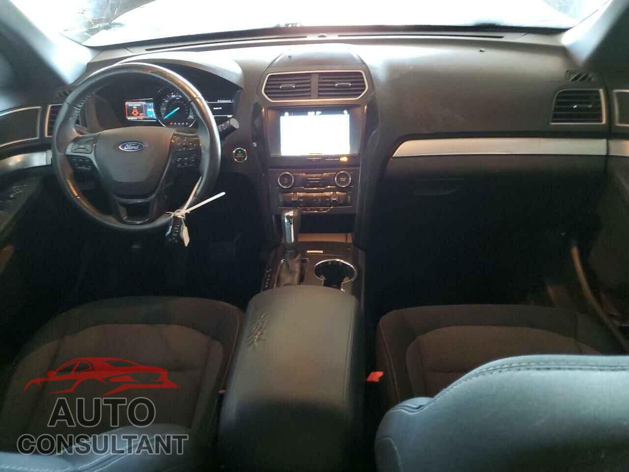 FORD EXPLORER 2017 - 1FM5K7D81HGC55652