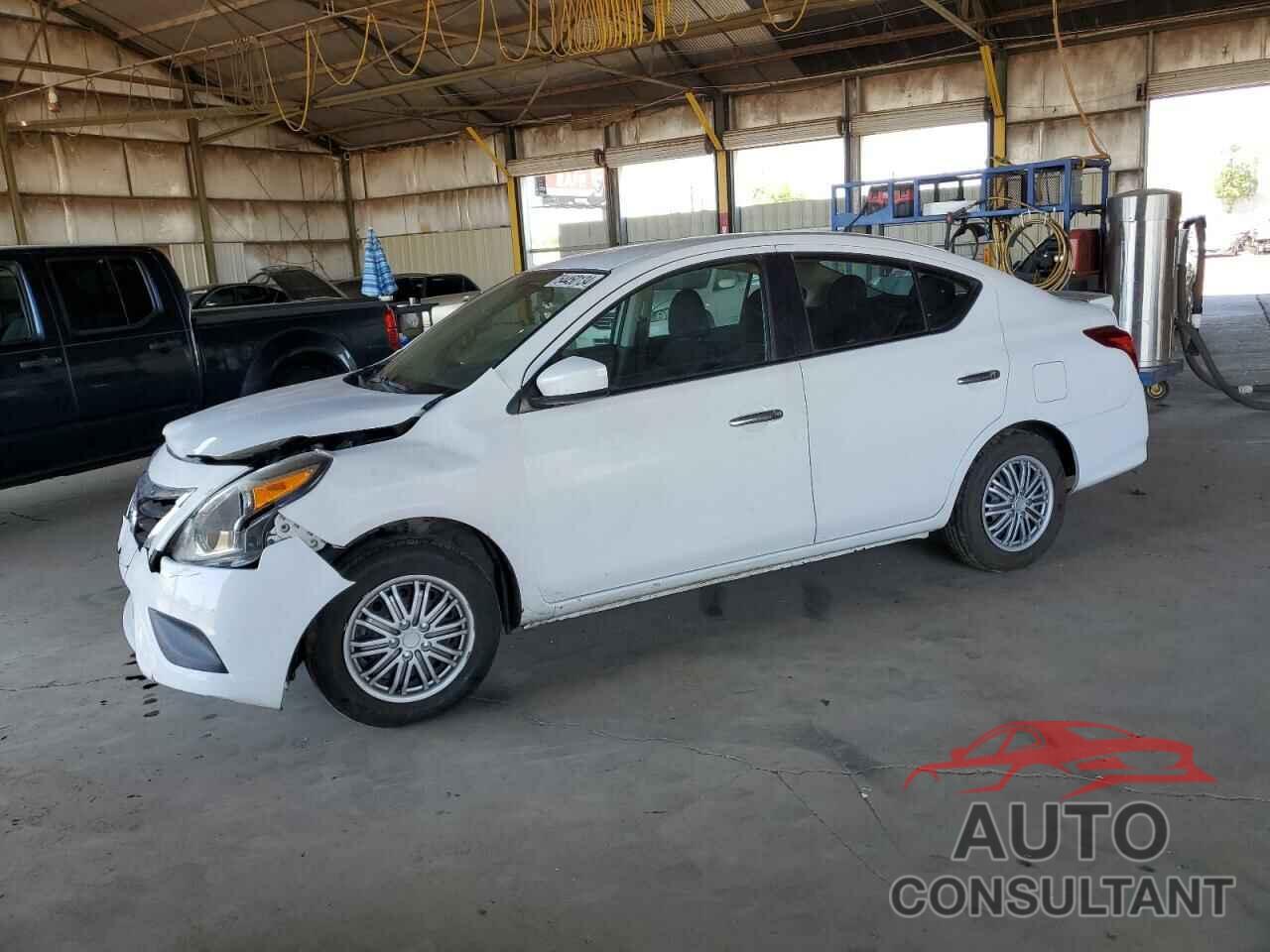 NISSAN VERSA 2017 - 3N1CN7AP5HL870895