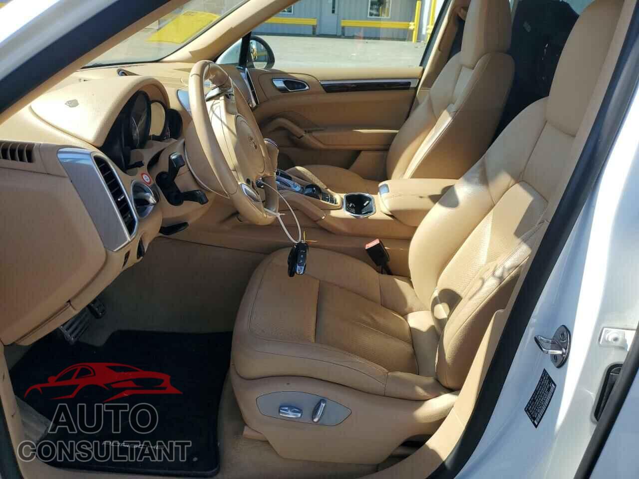 PORSCHE CAYENNE 2014 - WP1AB2A23ELA56531