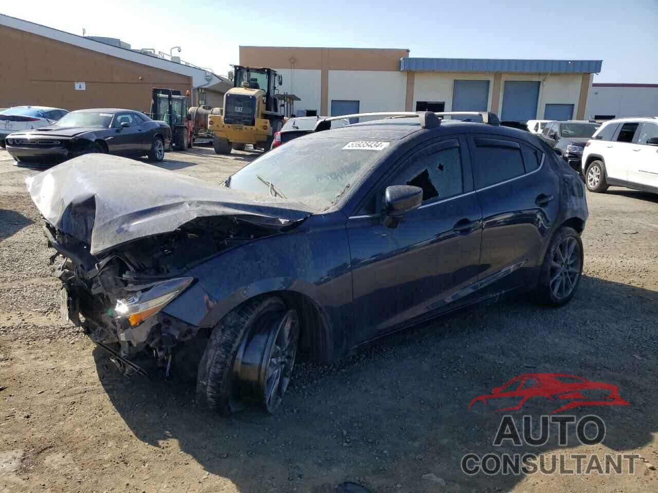 MAZDA 3 2018 - 3MZBN1L3XJM186356