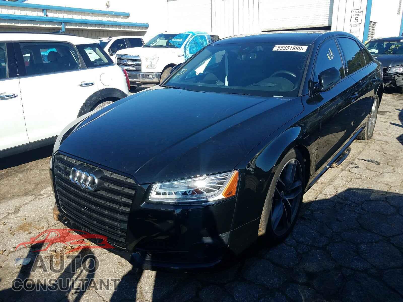 AUDI A8 2017 - WAU44AFD8HN010132