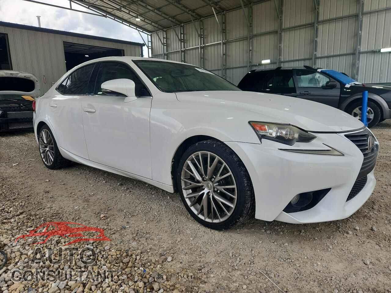 LEXUS IS 2014 - JTHCF1D2XE5014834