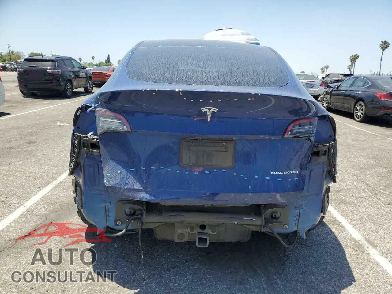 TESLA MODEL Y 2021 - 5YJYGAEE3MF196385