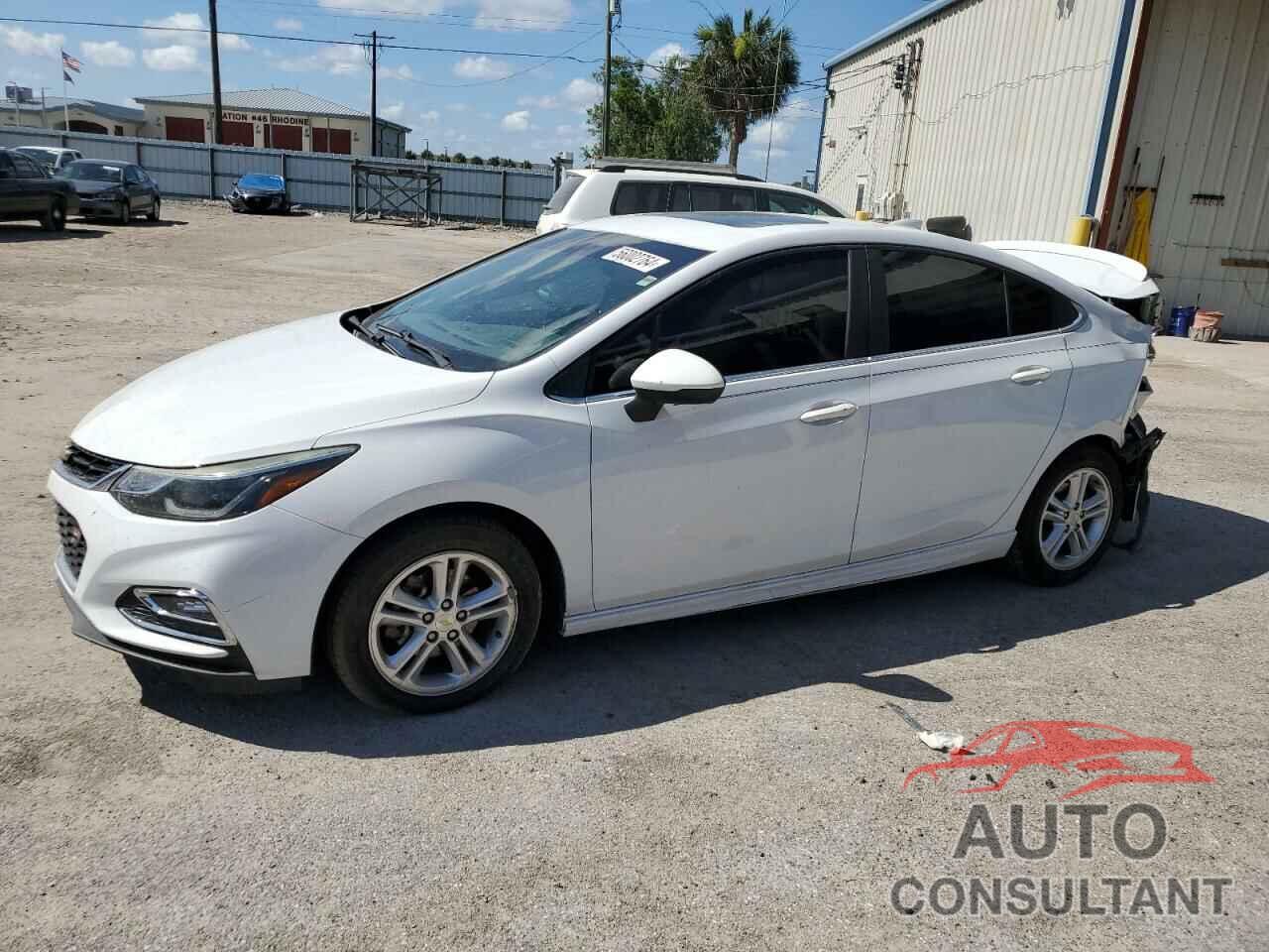 CHEVROLET CRUZE 2017 - 1G1BE5SM1H7181337