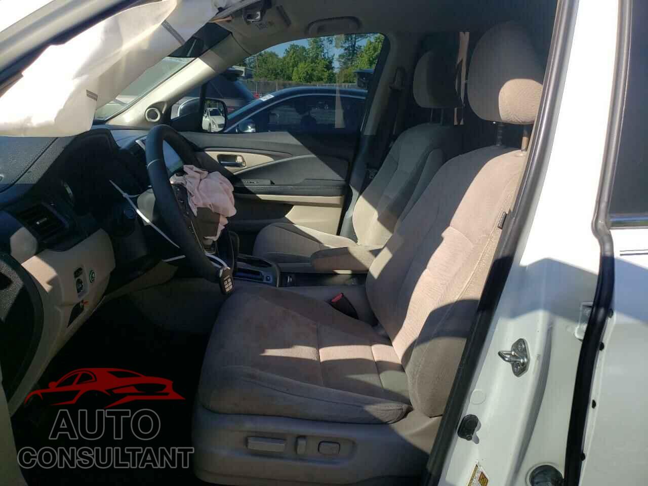 HONDA PILOT 2016 - 5FNYF6H30GB076722
